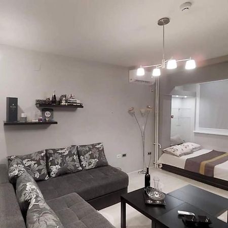 Apartment Nenov Skopje Extérieur photo